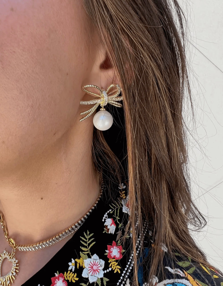 Gold Bow Freshwater Pearl Earrings - Sage Accessories