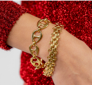 
            
                Load image into Gallery viewer, Gold Interwoven Link Water Resistant Bracelet
            
        